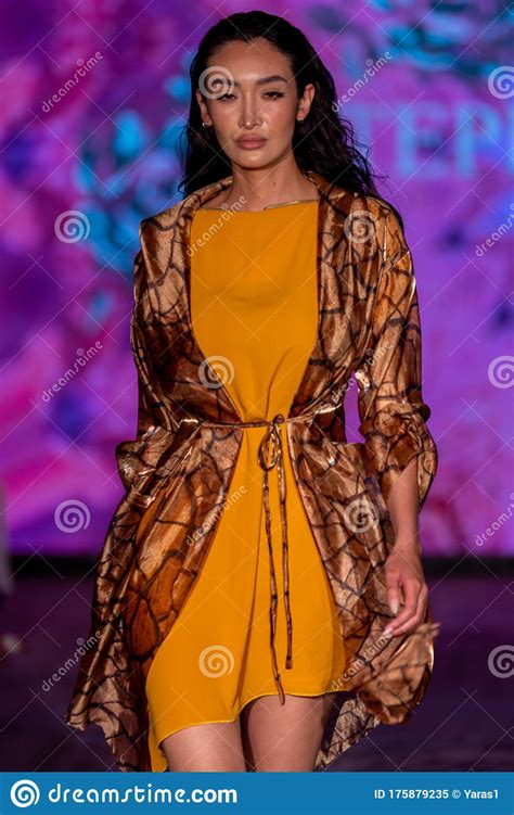 Stephanie Ruiz Show Runway Fll Fashion Week 2020 Fort Lauderdale