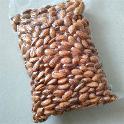 Almond Raw Kacang Almon Mentah Fresh Utuh Gr Lazada Indonesia