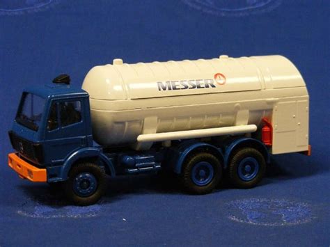 Buffalo Road Imports Mb Gas Tanker Messer Truck Tanker Diecast Model Conrad Diecast Scale Models