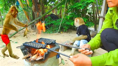 Great Video Sokyaa Help Mother Cooking Traditional Cake And Eat