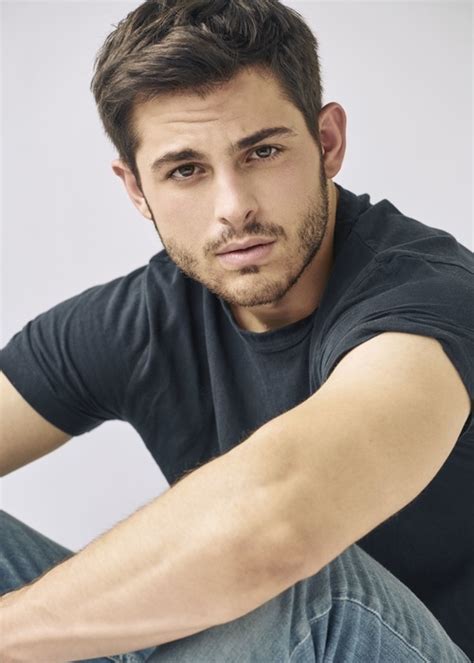 Cbs Series ‘fire Country Adds Zach Tinker To Season 1 Cast