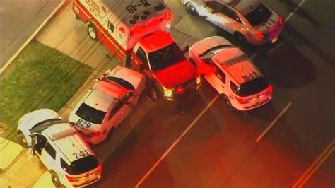 Video Man Leads Police On Chase Driving A Stolen Ambulance