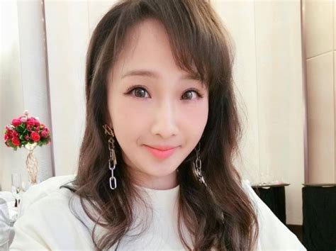 朱俐靜乳癌病逝享年 40 歲！家人悲痛發表聲明證實！ Juksy街星 Line Today