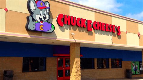 Chuck E Cheeses To Phase Out Animatronic Bands At Newly Remodeled