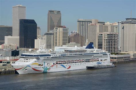 New Orleans 2014 Cruise Passenger Total Tops Record