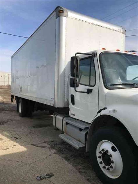 Freightliner 2012 Van Box Trucks