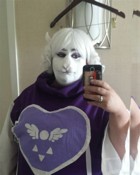 Untitled So Here Is My Toriel Cosplay From Undertale That I