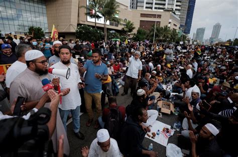 Sri Lanka Economic Crisis Demonstrators Intensify Protests Pics