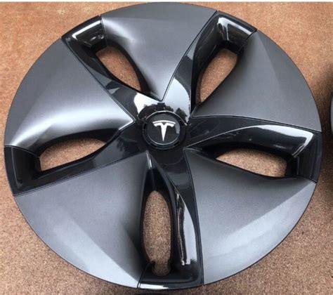 Oem 2018 Tesla Model 3 18 Aero Hubcap Wheel Cover 1044231 B Free Sandh