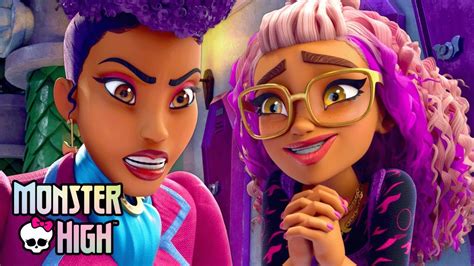 Clawdeen Begs To Stay At Monster High Monster High Youtube