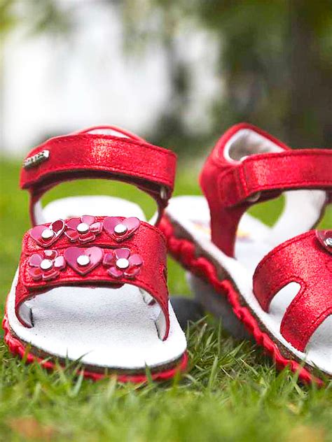 Маленькая страна обуви — Магазин детской обуви в Воронеже