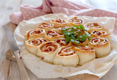 Torta Di Rose Di Sfoglia Salata Ricetta Veloce E Di Sicuro Successo