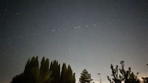 Ufo Nella Notte A Siena No Sono I Satelliti Starlink Radiosienatv