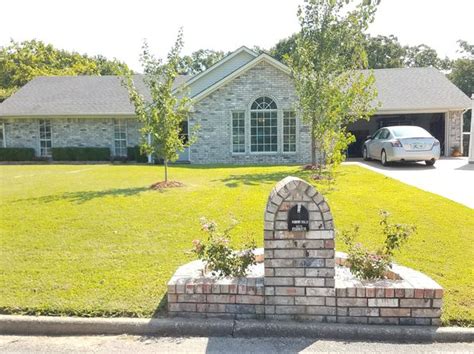 okmulgee real estate okmulgee  homes  sale zillow