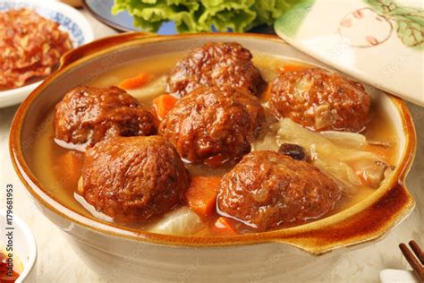 Braised Pork Balls In Soy Sauce Chinese Pork Meatballs Stewed With