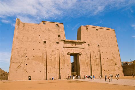 Temple of Edfu facts | Edfu Temple of Horus