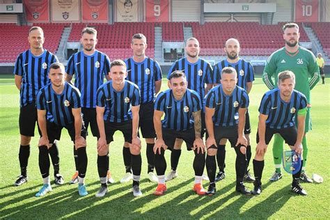 Futbal Slovnaft Cup Siladice postúpili vybojovali si zápas s