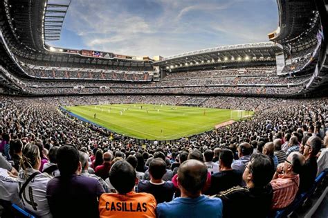 Santiago Bernabeu Foto 1