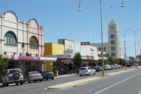 Things To Do Explore The Grampians Horsham And Wimerra Lakes Horsham