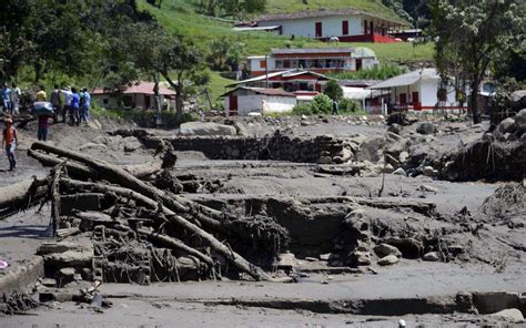 Au Moins 61 Morts Dans Un Glissement De Terrain En Colombie