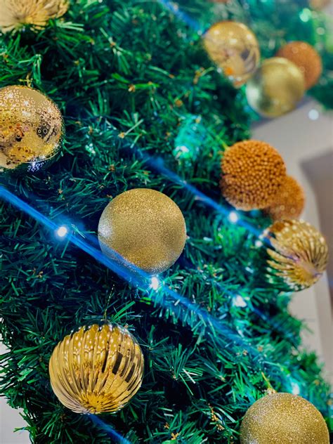 6ft Green Crescent Eid Tree – The Eid Shop