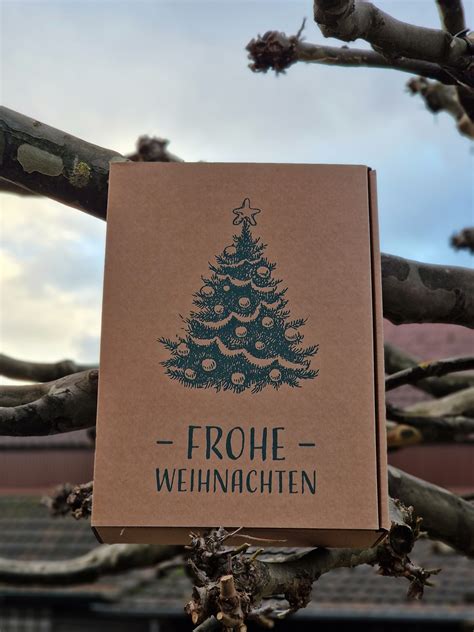 Er Weihnachtspaket Tannenbaum Gr N Frohe Weihnachten