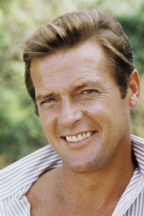 THUNDERBALLS On Twitter Behind The Scenes With Roger Moore On