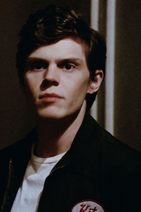 Hourly Evan Peters On Twitter Evan Peters American Horror Story Evan