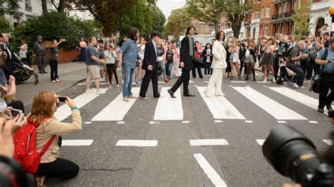 ‘let It Be Londoners Sick Of Abbey Road Tourists