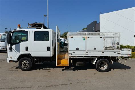 2008 Isuzu Npr 300 Automatic Dual Cab Truck Jcfd5080417 Just Trucks