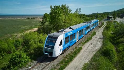 Canadas First Hydrogen Train Is Taking Passengers Radio Canada Ca