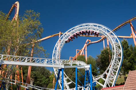 Six Flags Magic Mountain | Explore | Metrolink