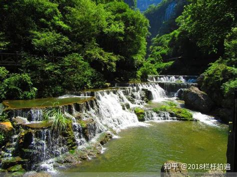 湖北：宜昌“三峡大瀑布水袈裟大佛” 知乎