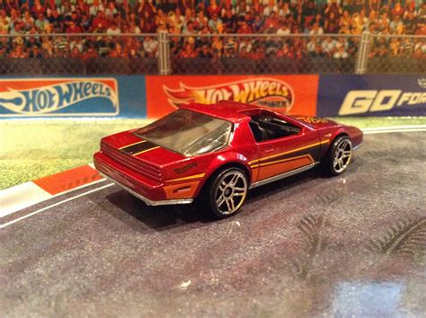 Julians Hot Wheels Blog 80s Pontiac Firebird 2016 Walmart Exclusive Hw Garage Series