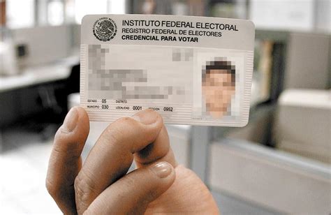 Para 2014 credenciales de elector con fotografía perderán vigencia