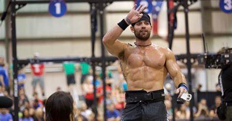 Rich Froning Max Bench Wallpaper Robles