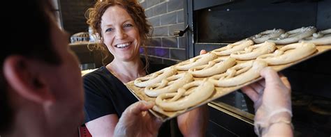 Café Bäcker Mayer Ladenbacken