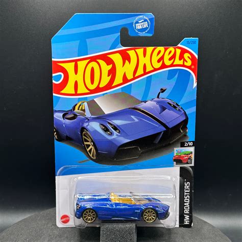 Hot Wheels Pagani Huayra Roadster Blue Mt Paradise