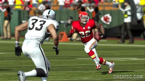 Madden NFL 11 image