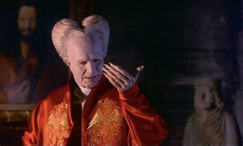 20 Surprising Facts About Bram Stoker S Dracula