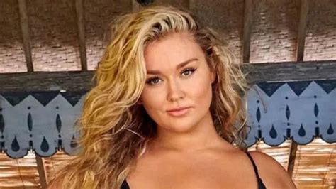 10 Gorgeous Photos Of Mom And Model Hunter Mcgrady In Bali Model Hunter Mcgrady Swimsuit Issue