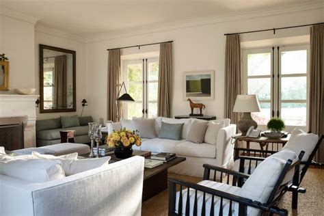 Tour Nancy Meyerss Newly Revitalized L A Home Hamptons Living Room