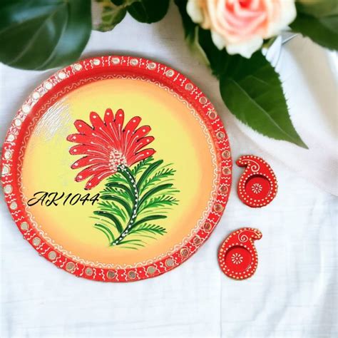 Paint Polished Wood Decorative Plate For Pooja Feature Attractive