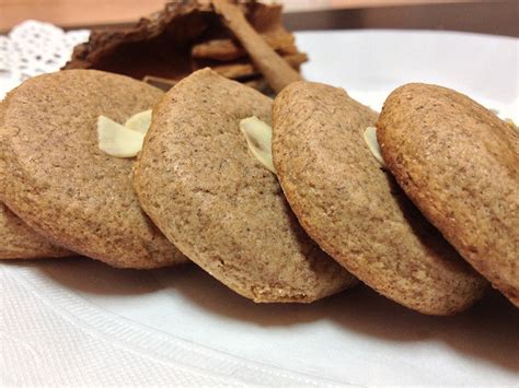 I Biscotti Di Farro Senza Lievito Per Una Colazione Sana Gustoblog