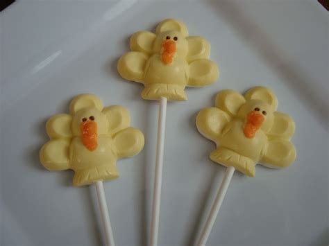 Chocolate TURKEY Lollipops | Candy party favors, Thanksgiving party ...