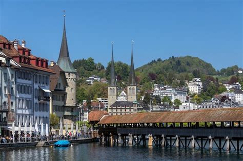 Premium Photo | Chapel bridge lucerne switzerland