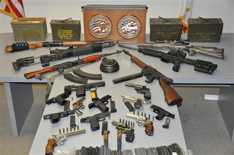 Peninsula Gun Raid Turns Up Over A Dozen Weapons 10000 Bullets Police Say The Mercury News