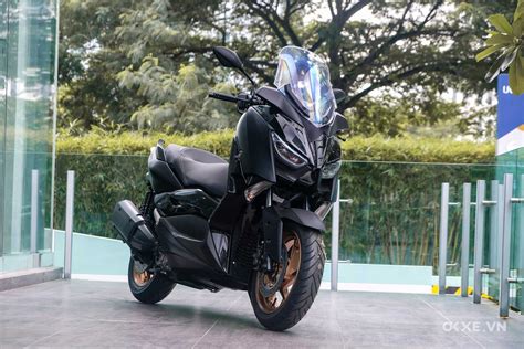 Xe tay ga PKL chính hãng mua XMAX 300 2023 hay Honda SH 350i