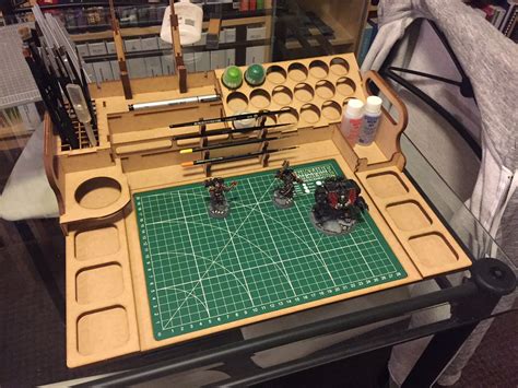 Ekfud's Daemonbanes: Miniature Scenery: Painting/Hobbying Workstation Kit