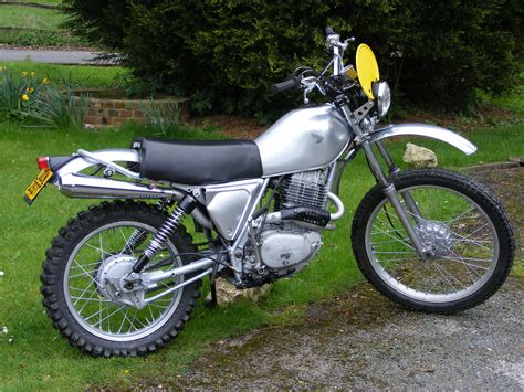 Honda Honda XL500S - Moto.ZombDrive.COM